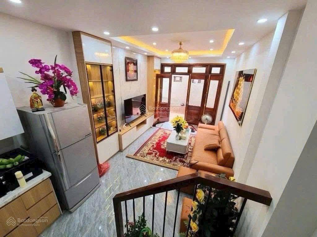 Nhà đẹp huỳnh tấn phát, phú thuận, quận 7, xe hơi ngủ trong nhà, 4 tầng (5x12m), nhỉnh 8 tỷ
