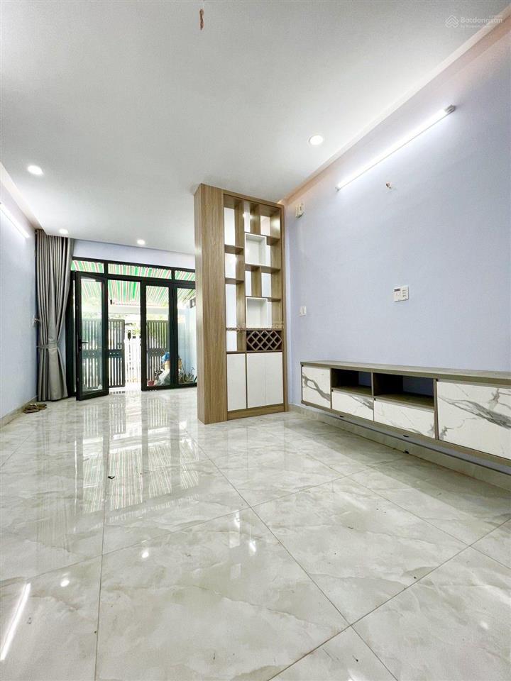 Hẻm 5msát mt huỳnh tấn phátkế bên kcx tân thuận q72tầng(4,2x14m)nhỉnh 6tỷ