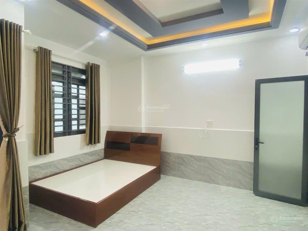 Nhà đẹp hẻm 4m  sát mt huỳnh tấn phát  phú thuận  q7  3 tầng  (4,5x13m)  chỉ 5,5 tỷ