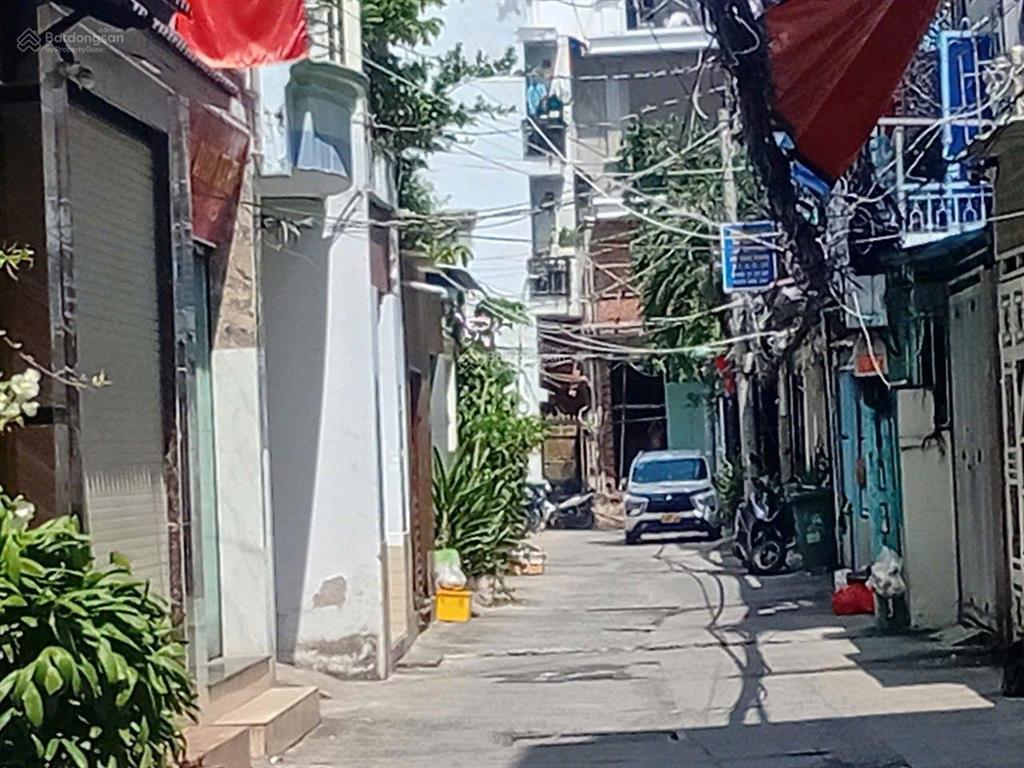 Nhà đẹp, hẻm 4m, sát mt nguyễn thị thập, kế bên chợ tân mỹ q7, 4 tầng (6,7x21m), nhỉnh 10 tỷ