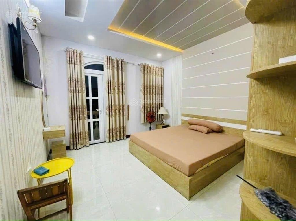 Nhà đẹp, hẻm 4m, sát mt nguyễn thị thập, kế bên chợ tân mỹ q7, 4 tầng (6,7x21m), nhỉnh 10 tỷ