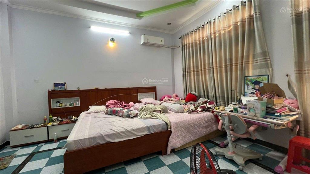 30m ra mt  hẻm 5m xe hơi ngủ nhà  gần nguyễn thị thập  q7  4 tầng (6x17m)  nhỉnh 11 tỷ