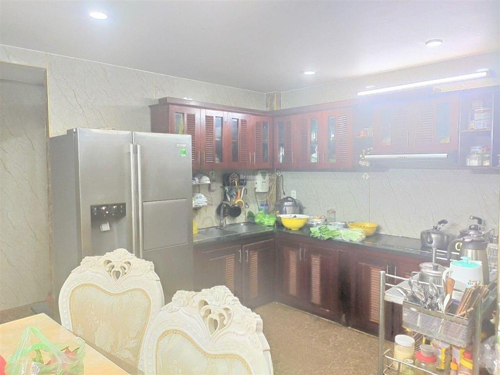 Hẻm 5m  cách 1 căn ra mt đường  gần chợ tân kiểng q7  3 tầng  (5x13m)  chỉ 9,2 tỷ