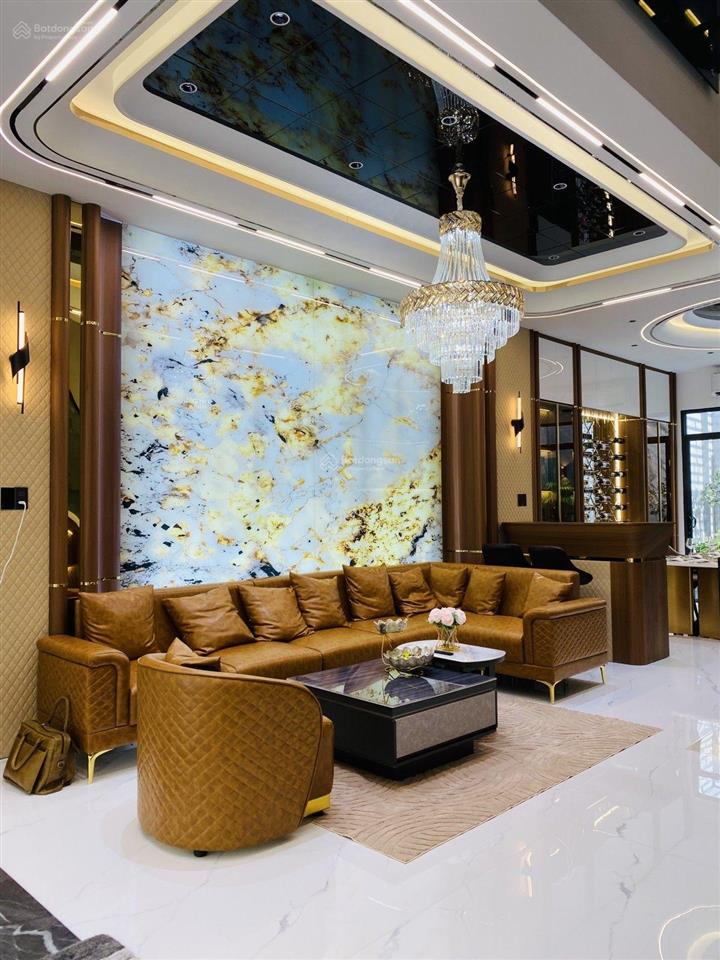Mặt tiền kd cực đỉnh  gần nguyễn thị thập  kế bên chợ tân mỹ q7  6 tầng  (4x20m)  chỉ 15 tỷ