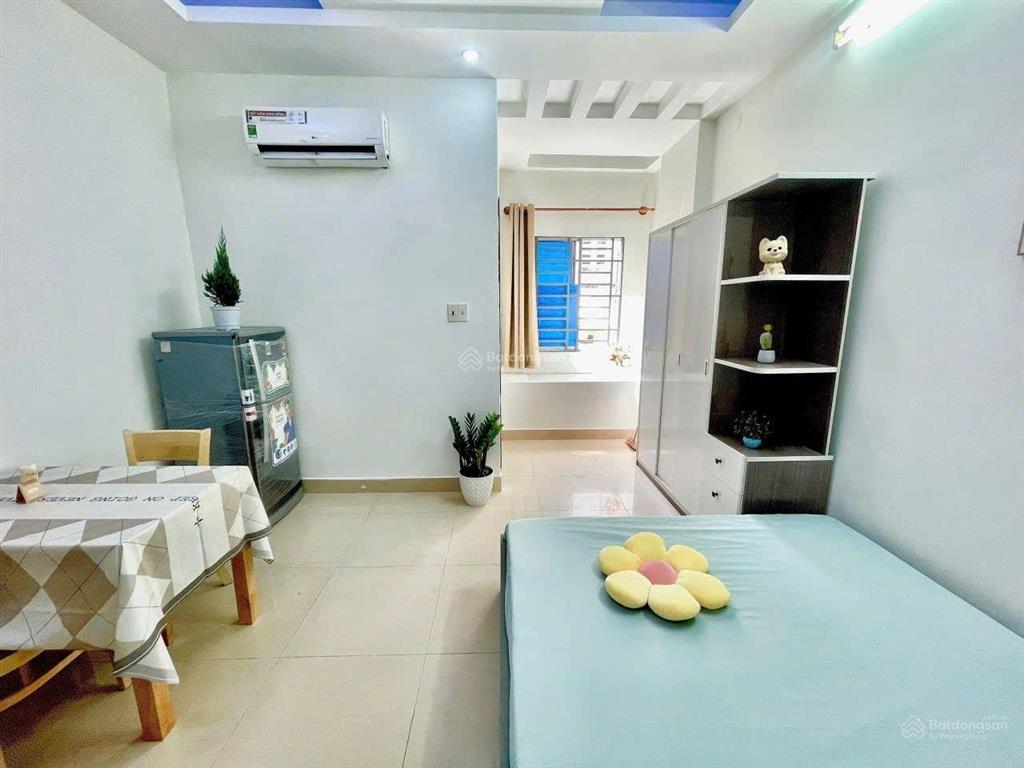 Bán nhà mặt tiền lý phục man, quận 7 dt 100m2 16 phòng chdv doanh thu 60tr/tháng giá 14 tỷ