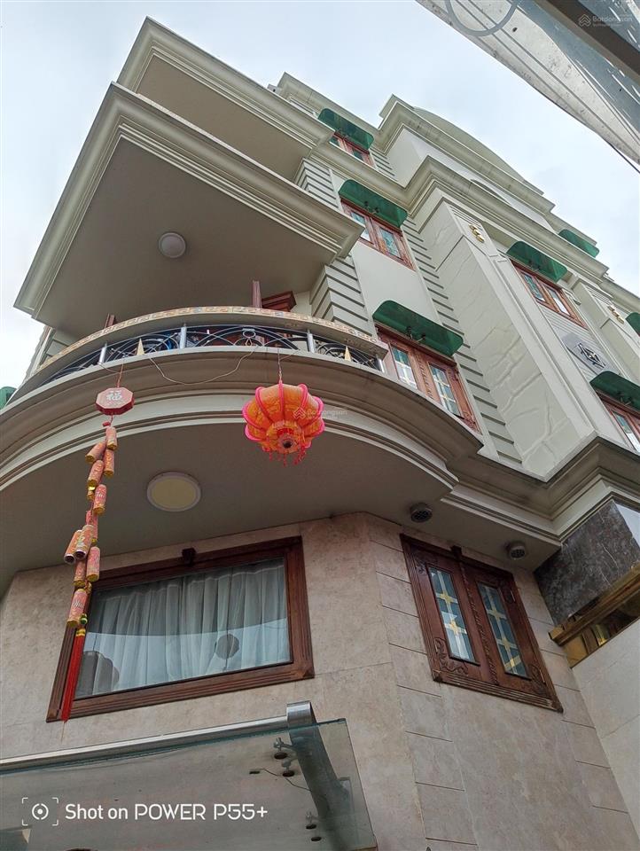Lô góc cực thoáng  sát mt đường  hẻm xe hơi ngủ nhà, gần phú thuận q7 4 tầng (4,8x13m) nhỉnh 7 tỷ