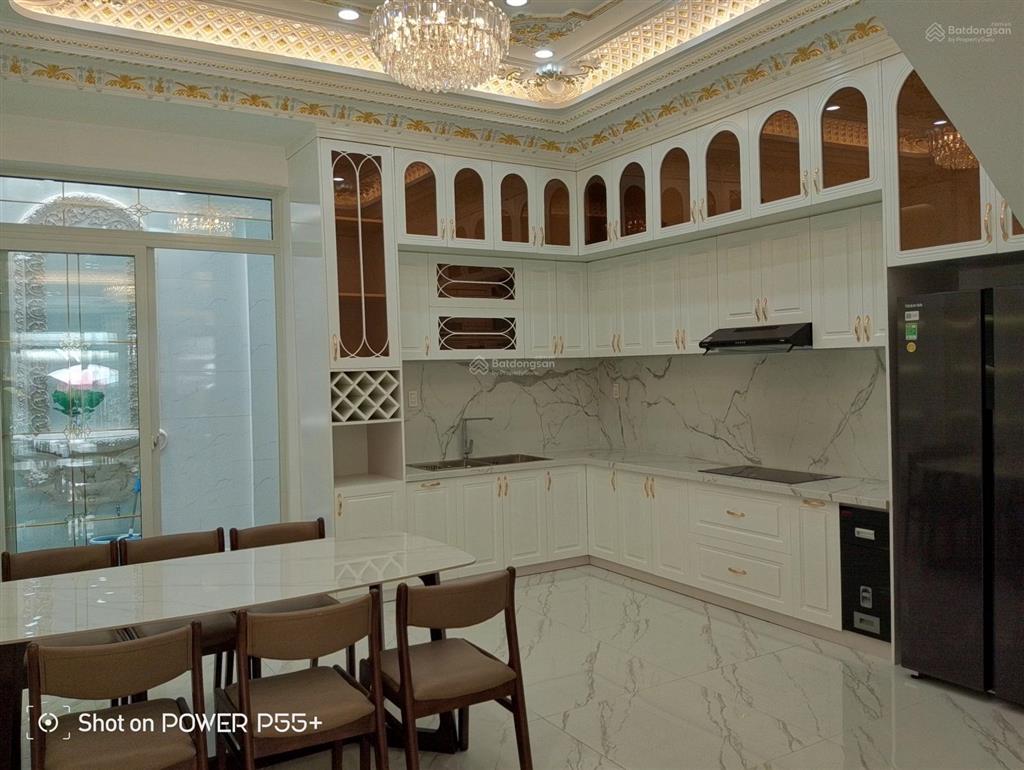 Lô góc cực thoáng  sát mt đường  hẻm xe hơi ngủ nhà, gần phú thuận q7 4 tầng (4,8x13m) nhỉnh 7 tỷ