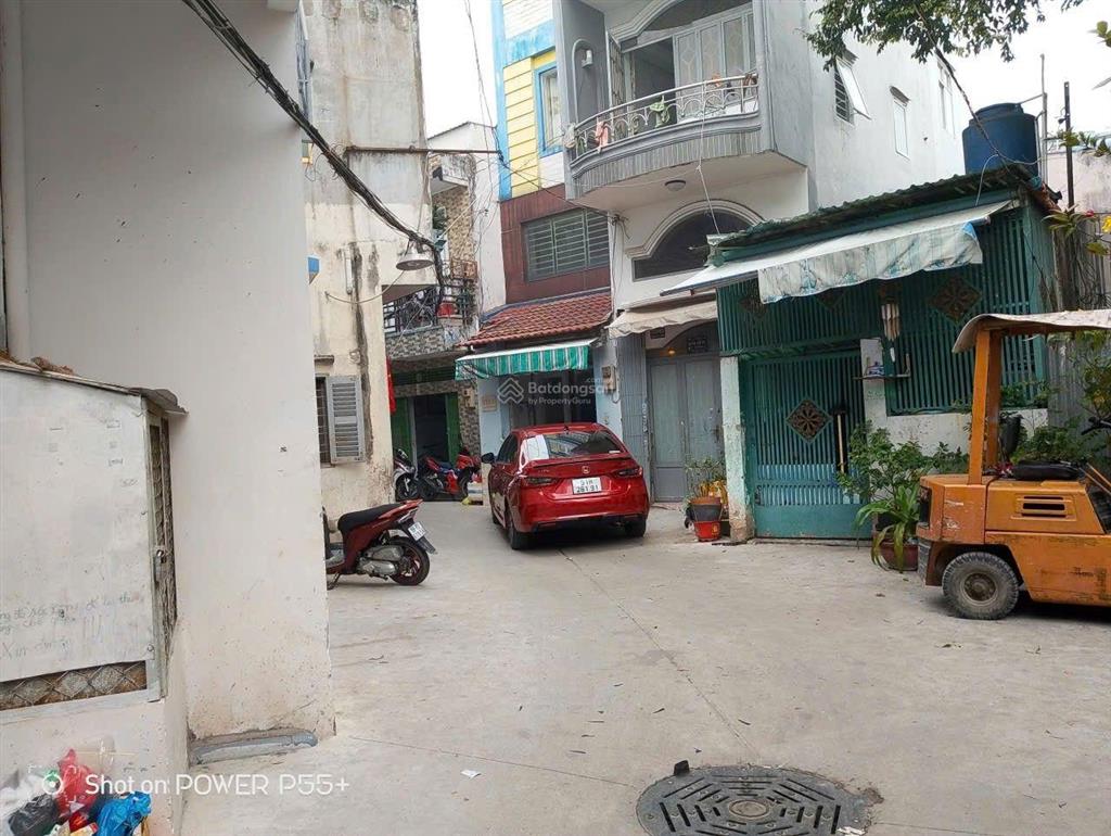 Nhà rất đẹp huỳnh tấn phát kế bên phú mỹ hưngtân phúq7 xe hơi ngủ nhà 2 tầng (4,5x20m) chỉ 6,2tỷ