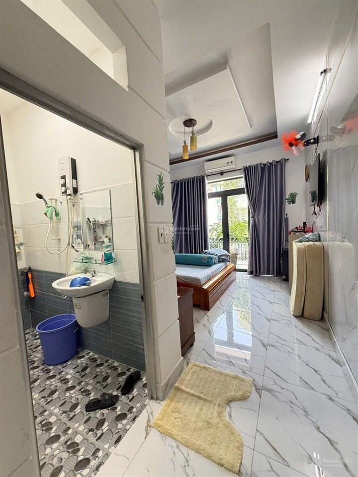 Nhà rất đẹp huỳnh tấn phát kế bên phú mỹ hưngtân phúq7 xe hơi ngủ nhà 2 tầng (4,5x20m) chỉ 6,2tỷ