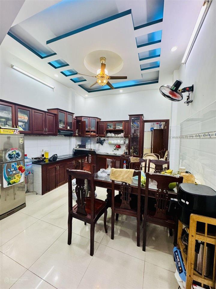 Nhà đẹp hẻm 6m lâm văn bền quận 7, gần lotte mart 4x20m, 2 tầng, chỉ 8.3 tỷ ô tô ra vào tiện