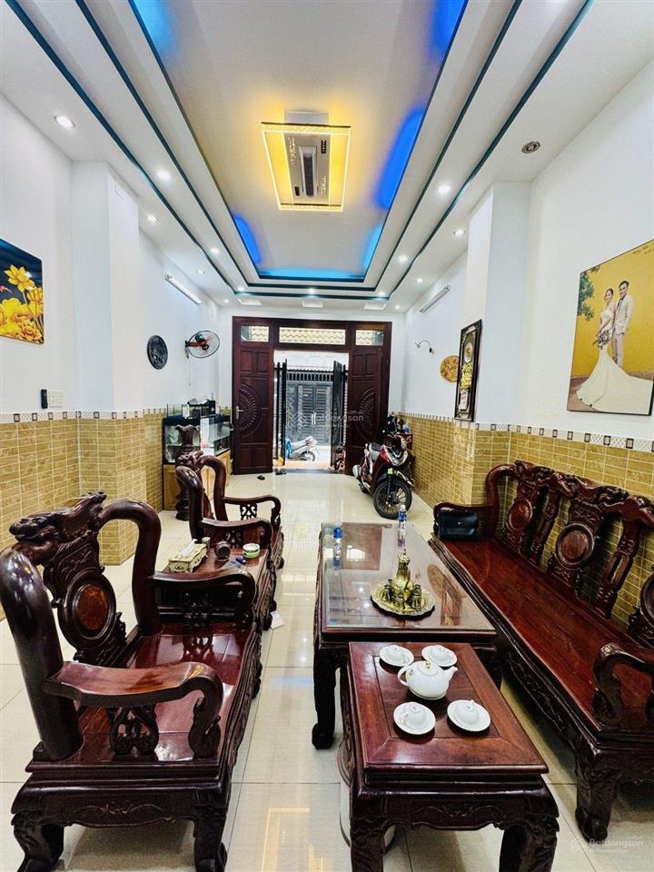 Nhà đẹp hẻm 6m lâm văn bền quận 7, gần lotte mart 4x20m, 2 tầng, chỉ 8.3 tỷ ô tô ra vào tiện