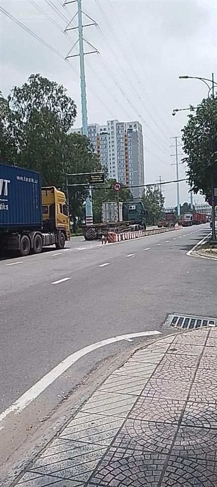 Bán nhà mặt tiền kinh doanh quận 7, gần phú mỹ hưng 5x18m 3 tầng đường 12m giá 11.5 tỷ