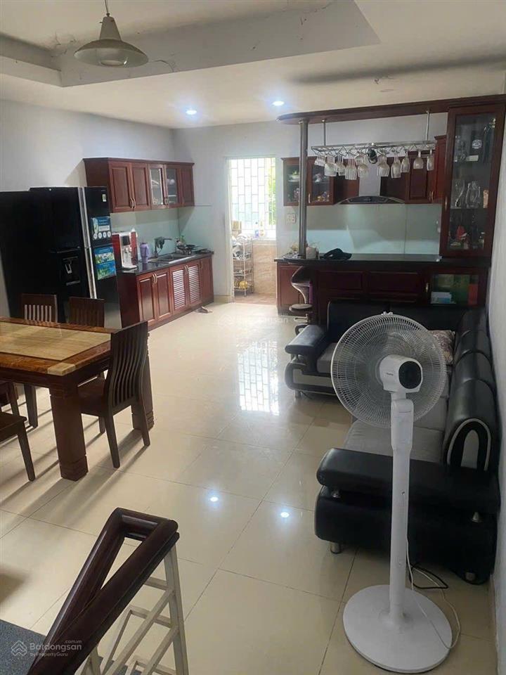 Bán nhà mặt tiền kinh doanh quận 7, gần phú mỹ hưng 5x18m 3 tầng đường 12m giá 11.5 tỷ