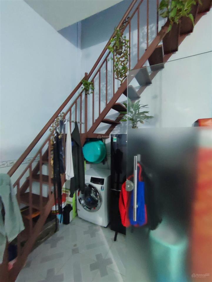 Nhà 95m2 nguyễn duy trinh  ngang 6m  2 tầng  hẻm ô tô  60tr/m2