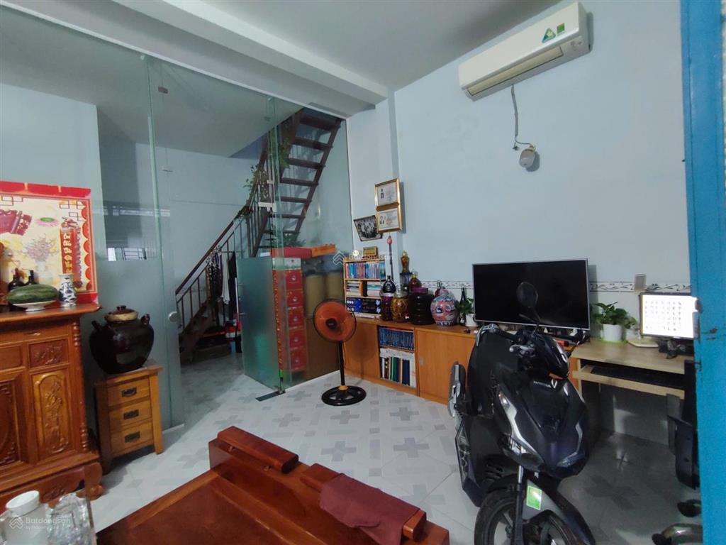 Nhà 95m2 nguyễn duy trinh  ngang 6m  2 tầng  hẻm ô tô  60tr/m2