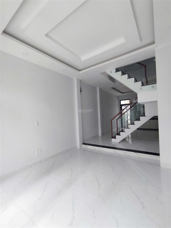 Nhà mới 3 tầng khu nam khang long trường  đường trước 6m  56m2  6,5 tỷ