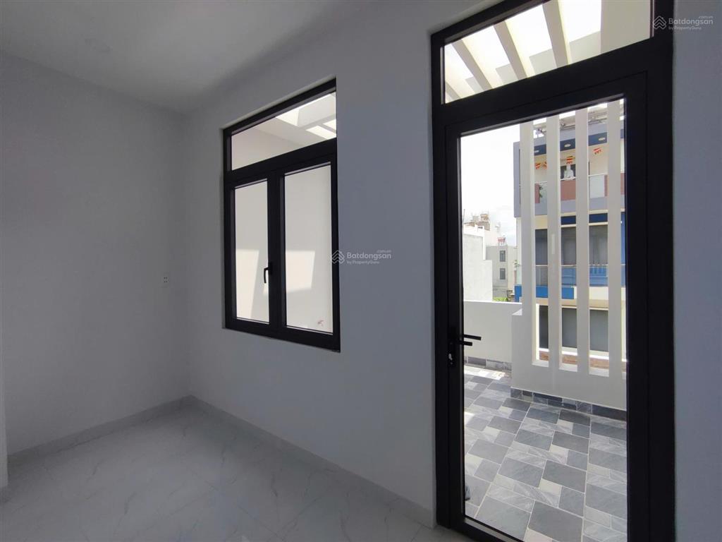 Nhà mới 3 tầng khu nam khang long trường  đường trước 6m  56m2  6,5 tỷ