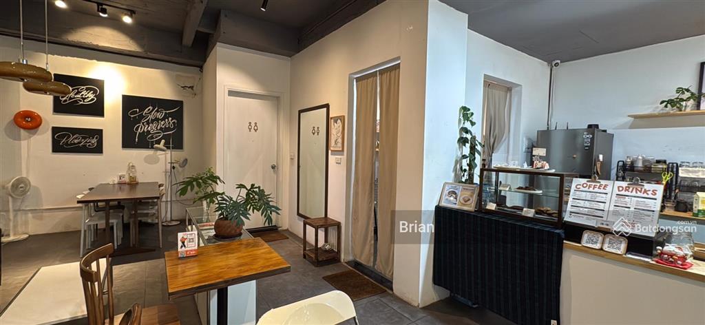 Bán nhà tô ngọc vân dt 147m2, mt 12.7m, 9 tầng, có vỉa hè, cho thuê 3.6 tỷ/năm, view hồ tây