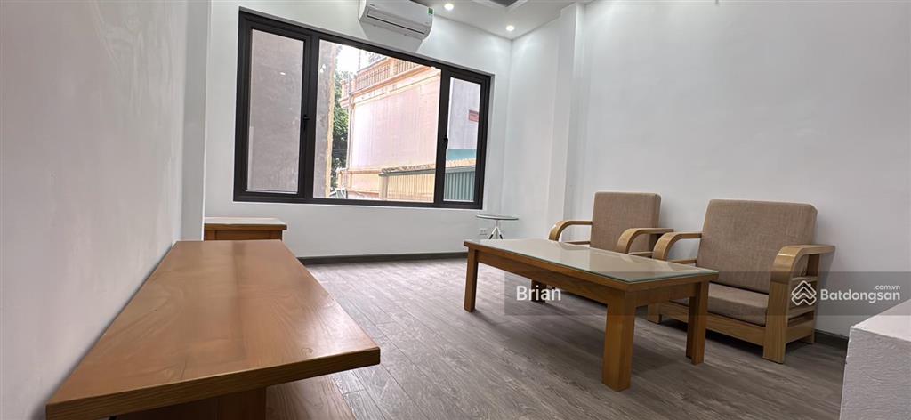 Bán gấp nhà chính chủ phạm văn đồng dt 38m2, mt 3.5m, 5 tầng, ô tô đỗ cổng, 2 mặt thoáng