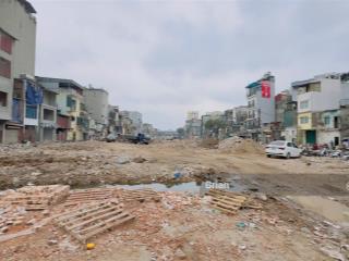 Chính chủ bán nhà mặt phố khu la thành dt 135m2, mt 8.8m, 2 mặt tiền, đường rộng 55m