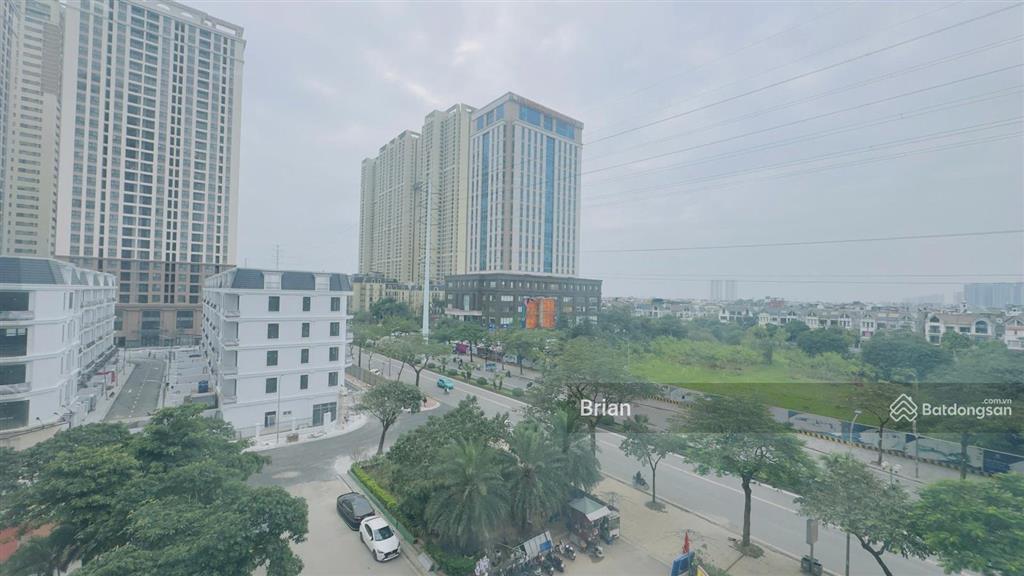 Chính chủ gửi bán sàn thương mại chân đế chung cư usilk city dt 504m2 sổ lâu dài cho thuê 1.2tỷ/năm
