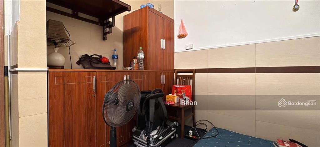 Bán nhà chính chủ tập thể tầng 1 kim liên 58.5m2, 3 ngủ 2 wc, 2 mặt tiền trước sau