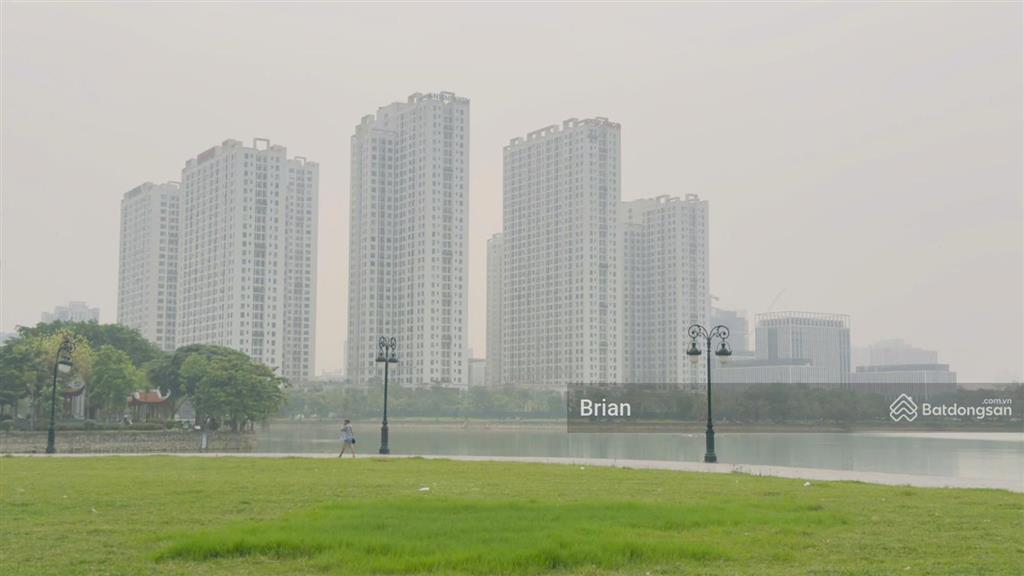 Chính chủ bán nhà biệt thự tp giao lưu dt 234m2, mt 13m, 4 tầng thang máy, có bể bơi, 2 mặt tiền