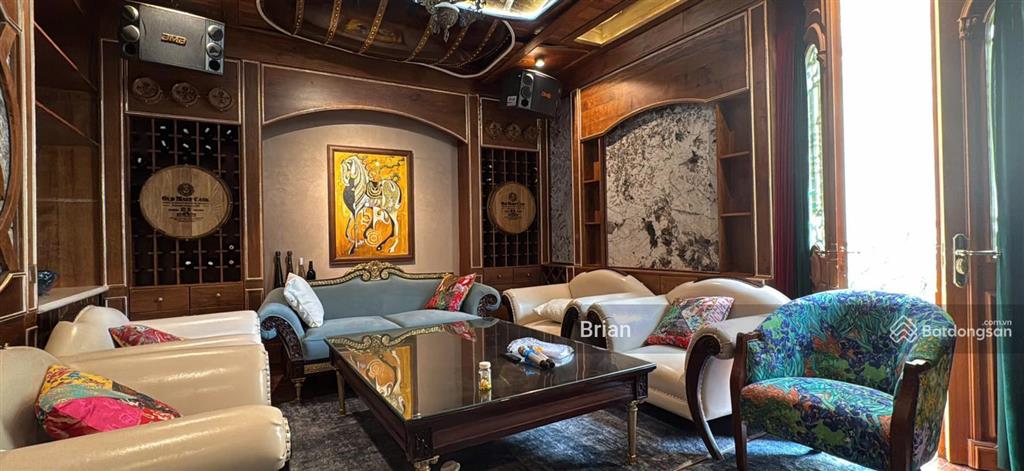 Chính chủ gửi bán bt tp giao lưu dt 234m2, mt 13.3m, 5 tầng thang máy, bể bơi, 2 mặt tiền, ảnh thật