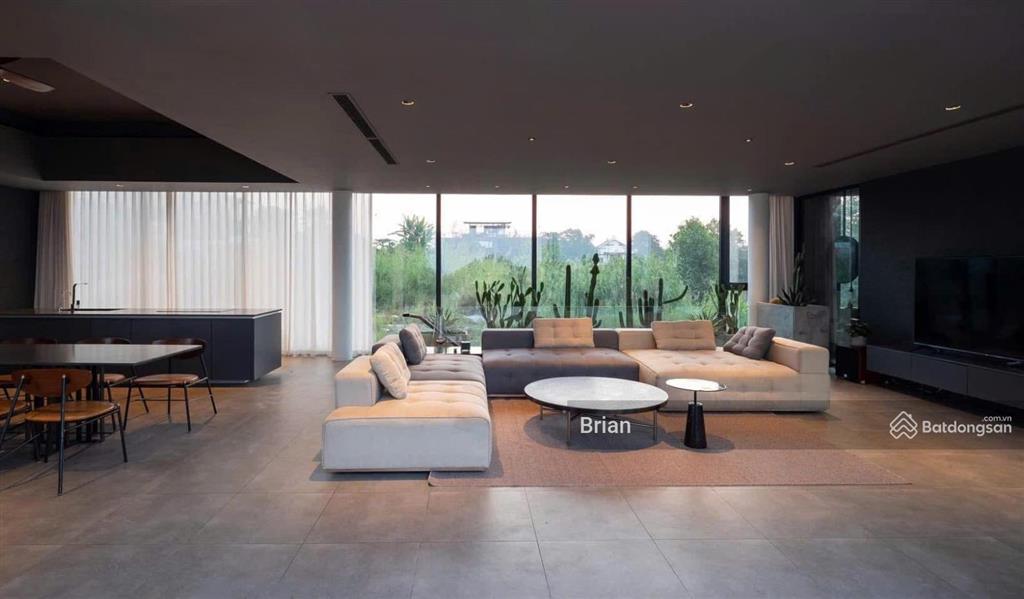 Bán biệt thự view biển  đảo tuần châu dt 500m2, gần vinhomes global gate hạ long xanh