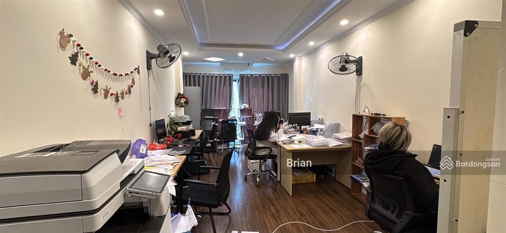 Bán nhà chính chủ đường tu hoàng dt 40m2, 7 tầng thang máy, đường ô tô tránh, có vỉa hè, kinh doanh