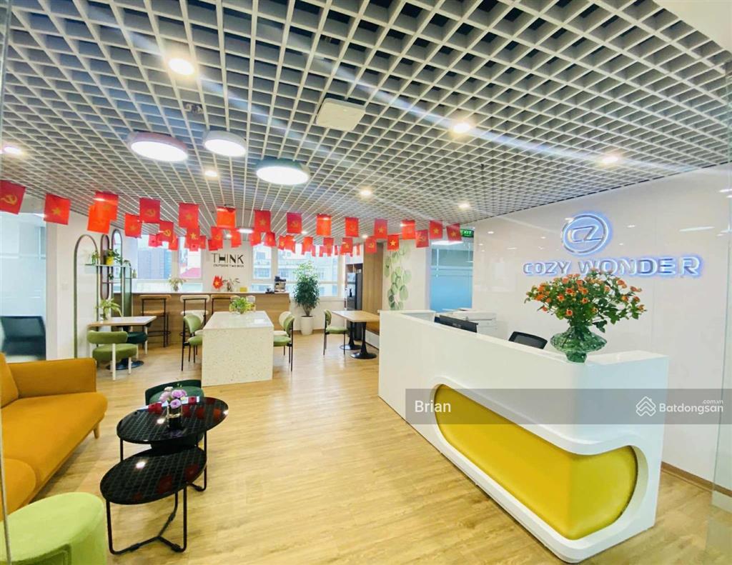 Bán nhà chinh chủ duy tân dt 605m2, mt 20m, 9 tầng thông sàn,kinh doanh,cho thuê 13.2 tỷ/năm