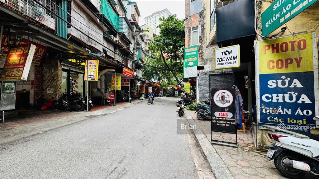 Gia đình cần bán gấp nhà tt tầng 1 tt thành công, dt 60m², 3 phòng ngủ, kinh doanh, ô tô đỗ cửa