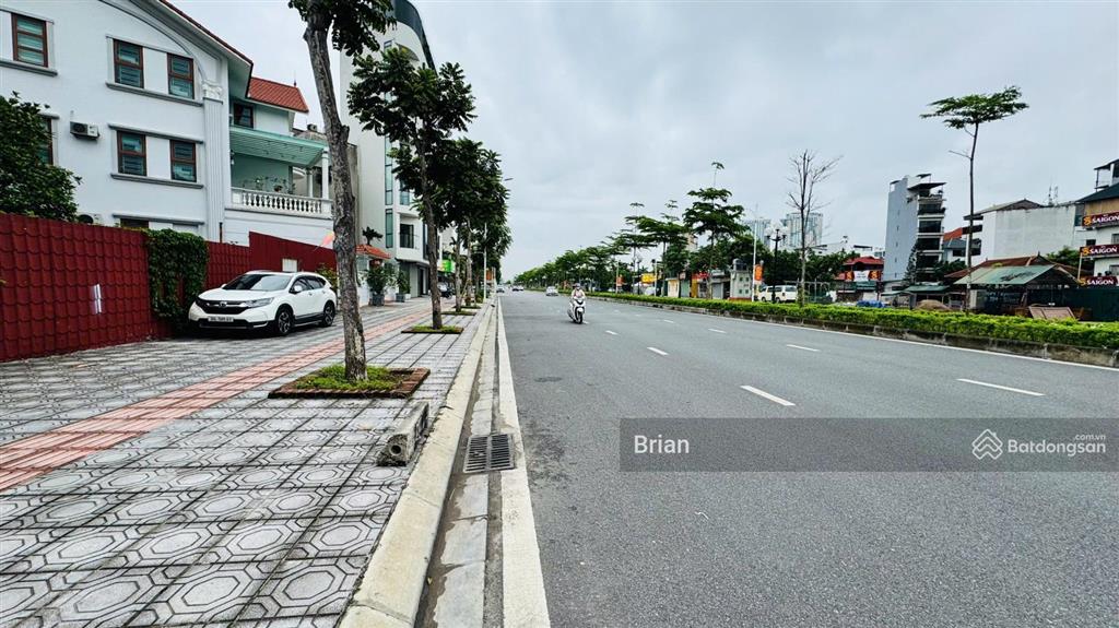 Bán nhà hồng tiến dt 40m2, lô góc, 4 tầng, cách mặt phố 15m
