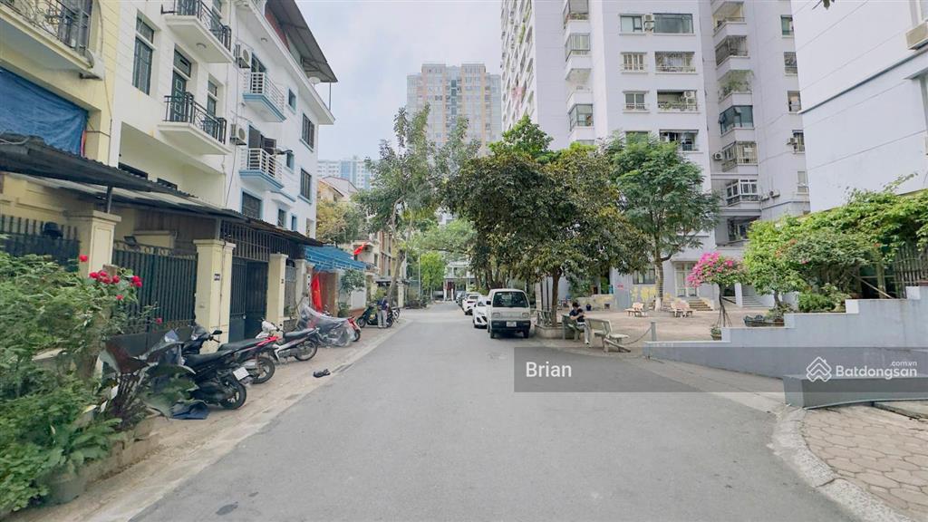 Bán nhà cc hạ đình dt 206m2, 7phòng ngủ, cho thuê 420 triệu/năm, cạnh masteri cao xà lá