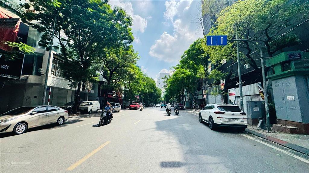 Bán nhà thái hà dt 36m2, mt 3.8m, 7 tầng thang máy, kinh doanh