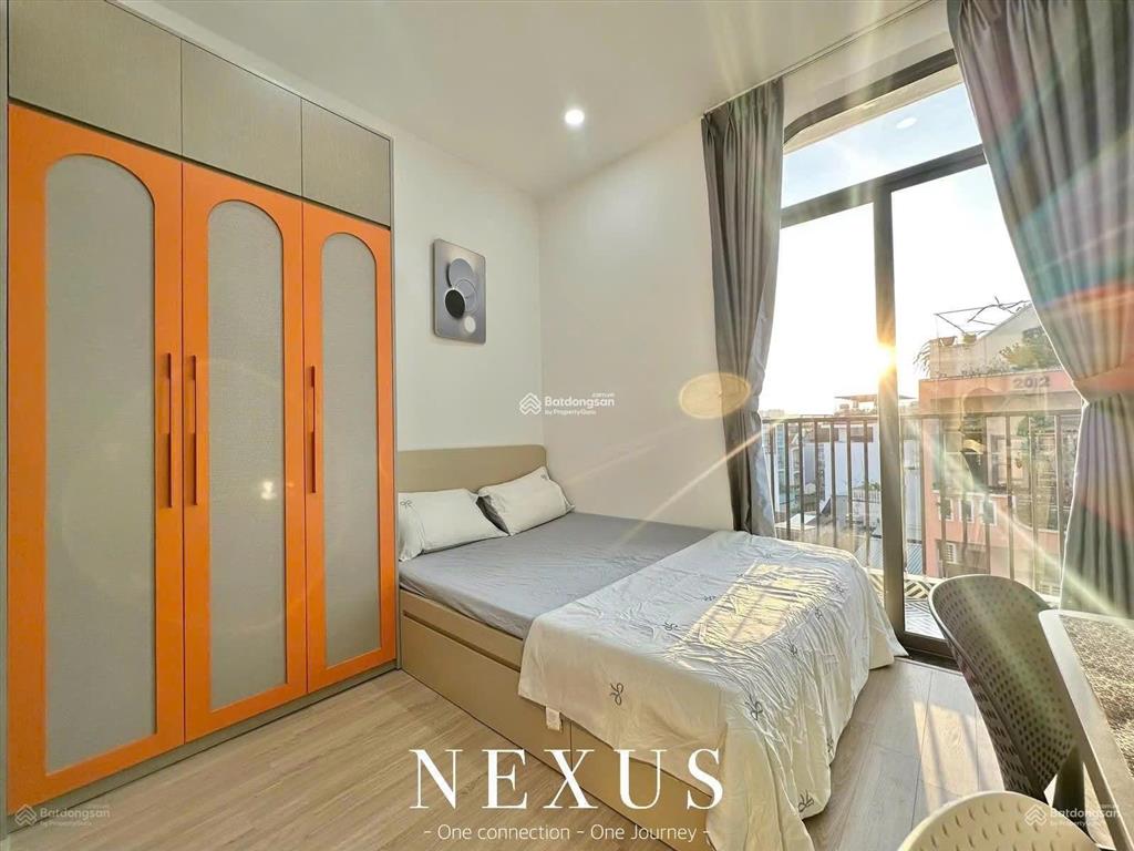 Siêu phẩm tòa nhà 18 chdv đường hoàng văn thụ. dt 6,5x20m. khai thác 128tr/tháng