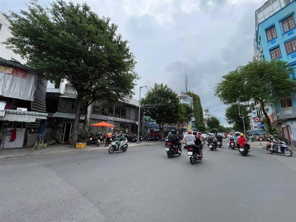 Bán nhà ngay mặt tiền bà huyện thanh quan. 14x16m. 60 tỷ