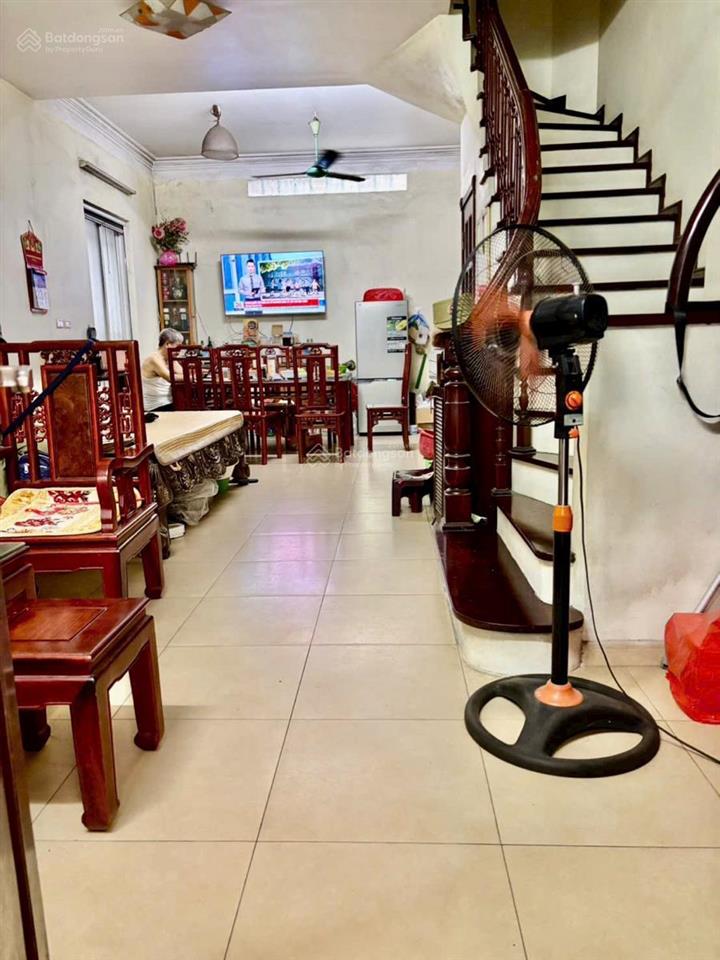 Bán nhà phân lô cán bộ điện biên phủ ba đình ngõ nông, rộng, gần phố dt 50m5tmt 4,7m 26,5 tỷ