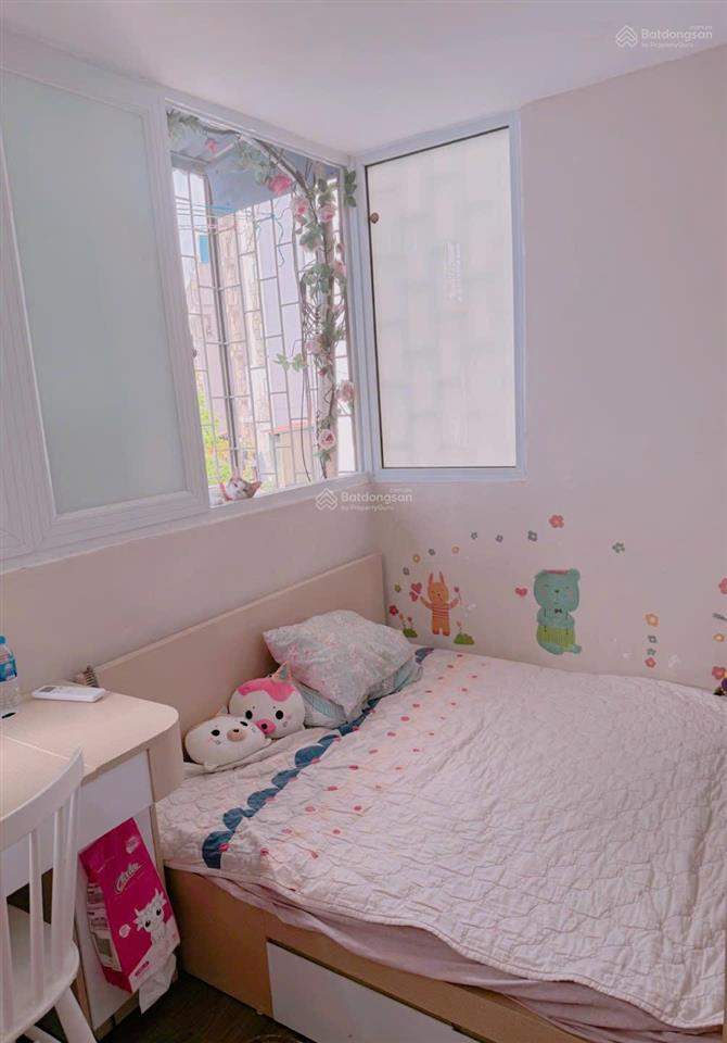 Bán căn hộ tập thể mặt phố khuất duy tiến, thanh xuân dt 60m2, 2ngủ, 2wc nội thất đẹp giá 3,73 tỷ