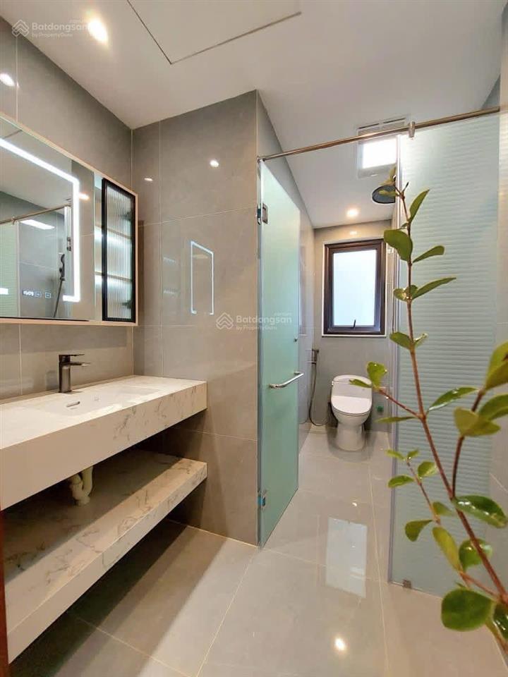 Bán nhà bạch maihai bà trưng 10m ra mặt phố dt 47m6 tầng thang máymt 6,3mgiá 14,38 tỷ