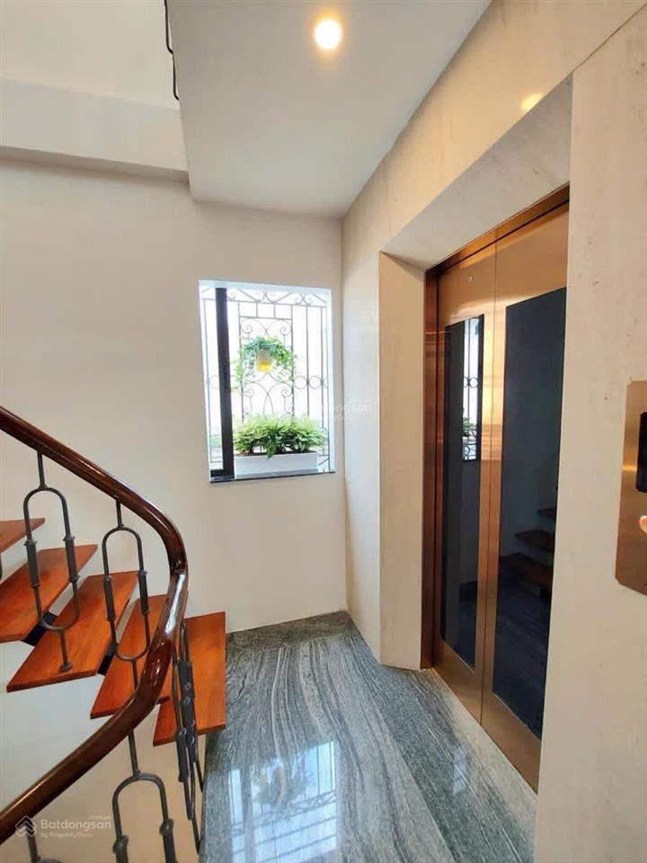 Bán nhà bạch maihai bà trưng 10m ra mặt phố dt 47m6 tầng thang máymt 6,3mgiá 14,38 tỷ