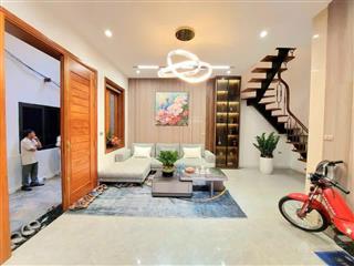 Bán nhà bạch maihai bà trưng 10m ra mặt phố dt 47m6 tầng thang máymt 6,3mgiá 14,38 tỷ