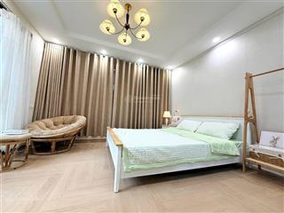 Bán nhà lò đúc hai bà trưng ngõ nông rộng, gần phố thoáng sáng dt 27m4tmặt tiền 5,6m giá 8.9 tỷ