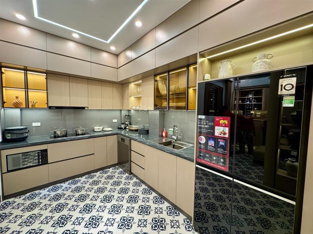 Bán nhà riêng 40m2 tại trần khát chân, quận hai bà trưng, giá cực chất 12 tỷ full nội thất cao cấp