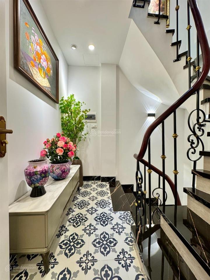 Bán nhà riêng 40m2 tại trần khát chân, quận hai bà trưng, giá cực chất 12 tỷ full nội thất cao cấp