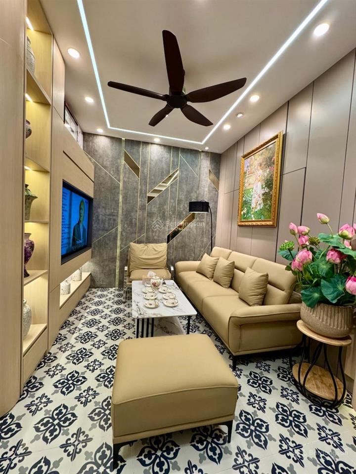 Bán nhà riêng 40m2 tại trần khát chân, quận hai bà trưng, giá cực chất 12 tỷ full nội thất cao cấp