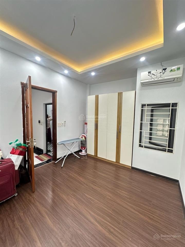 Bán nhà riêng phố kim ngưu, hai bà trưng 15m ra phố, vừa ở vừa cho thuê dt 45m5 tầng giá 14.8 tỷ