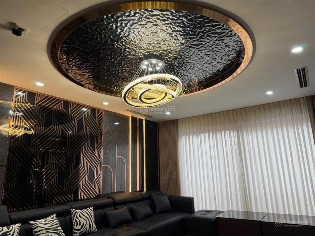 Bán nhà khu vực hai bà trưng, lò đúc 1 nhà ra phố nội thất vip dt 48m2, 8 tầng, mt 5.2m giá 24,9 tỷ
