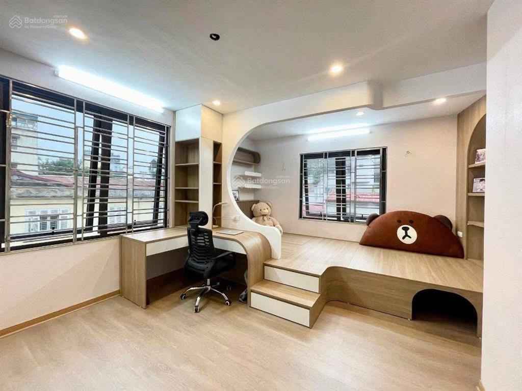Bán nhà phố đào duy từ, hoàn kiếm ngõ rộng dt 30m2, 5t, mt 4,7m giá 16,5 tỷ nhà đẹp ở ngay