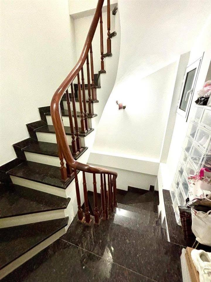 Bán nhà phố đào duy từ, hoàn kiếm ngõ rộng dt 30m2, 5t, mt 4,7m giá 16,5 tỷ nhà đẹp ở ngay